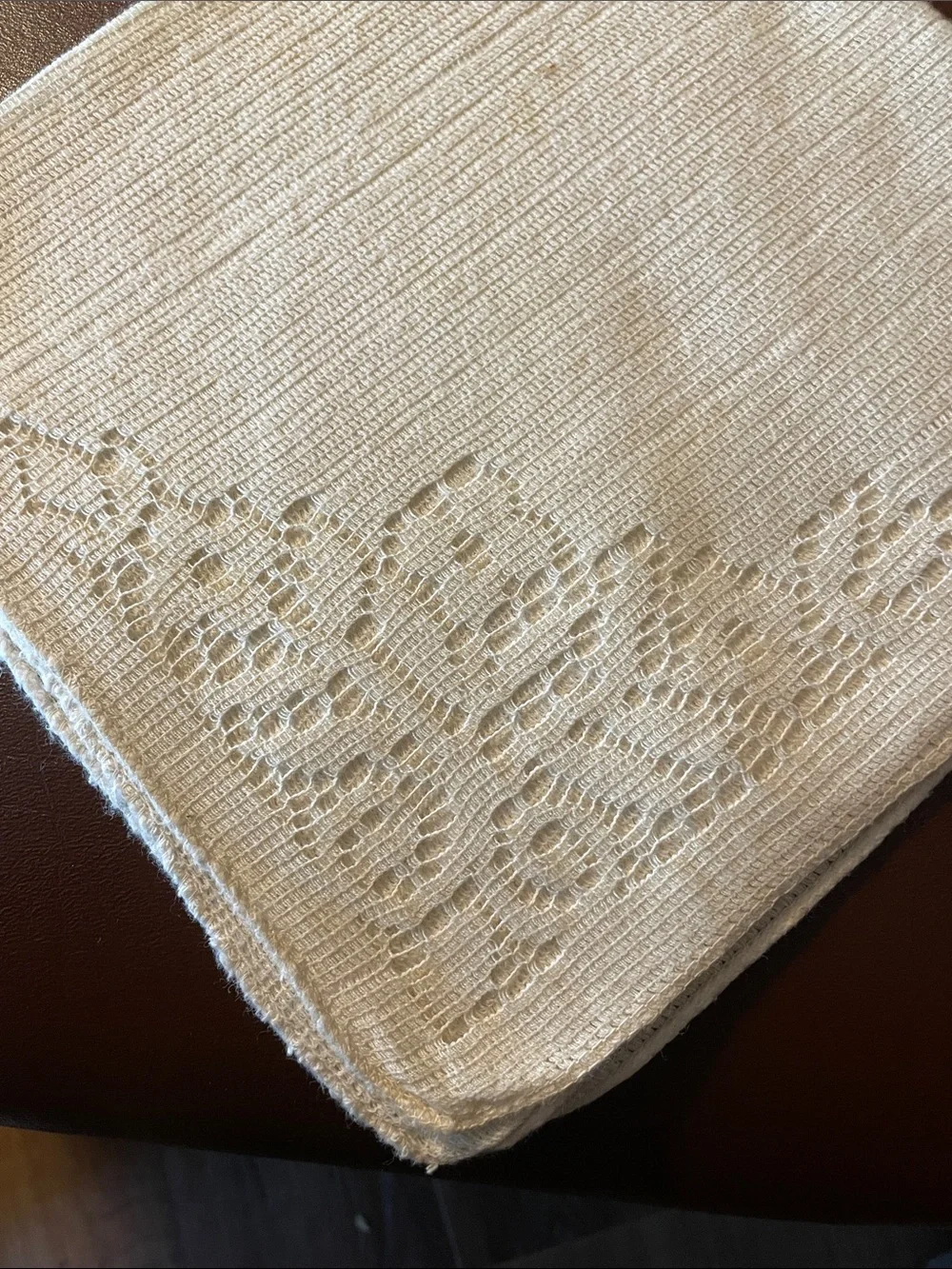 Neutral Cream Textured Home Accent Napkin Set - Elegant Embroidered Corner